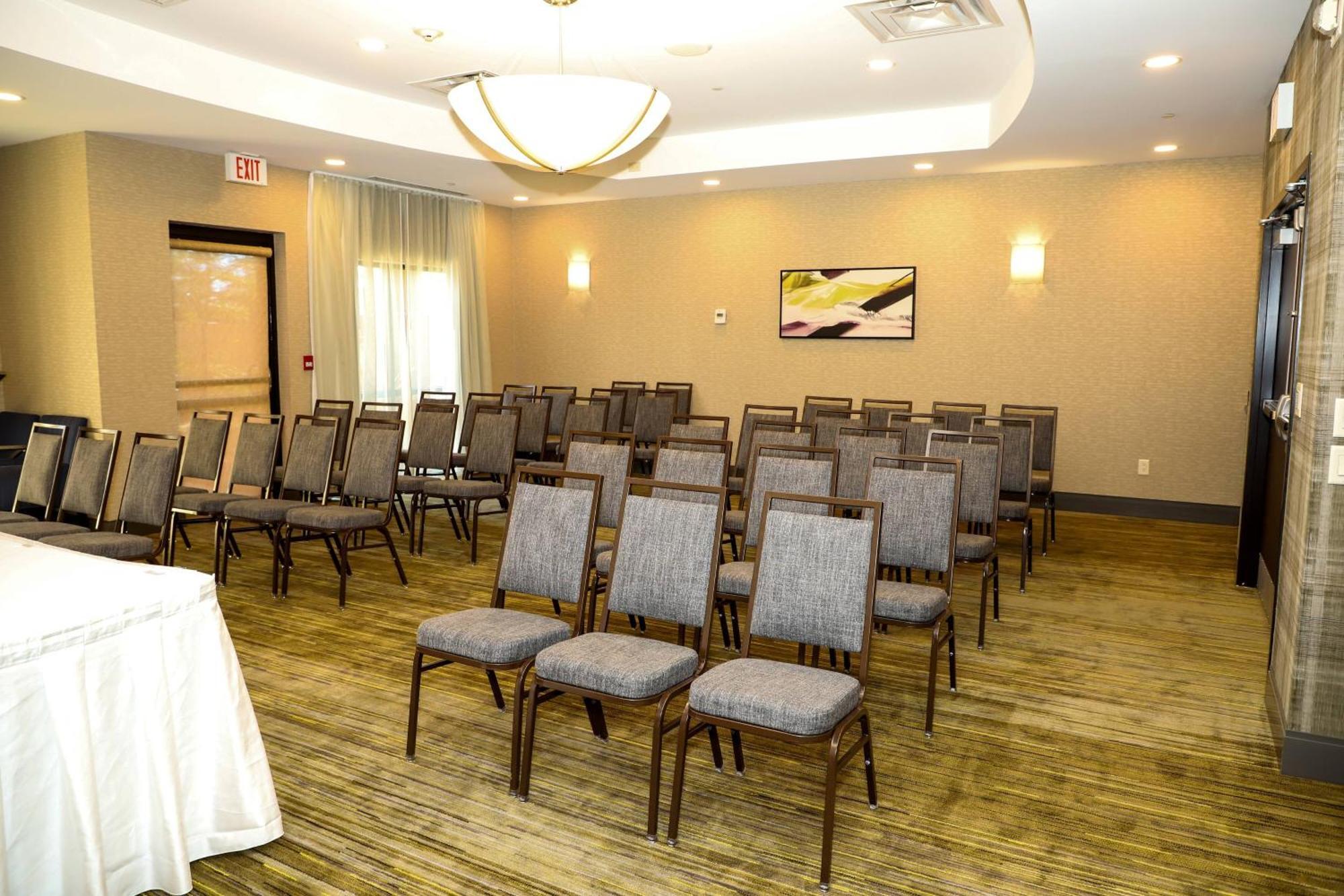 Courtyard By Marriott Toronto Brampton Hotel Bagian luar foto